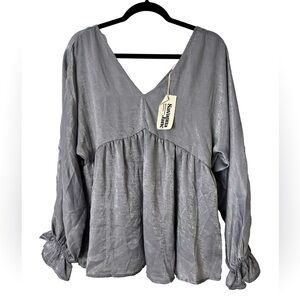 NEW Savanna Jane Silky Peasant Boho Tunic Top Large Women’s Gray Tie V-Neck